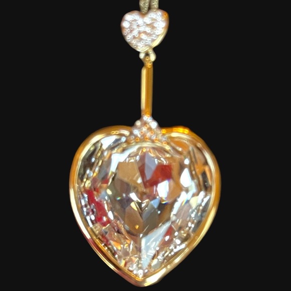 🎁 Swarovski Crystal Large Ladonna Heart Necklace - Picture 6 of 8